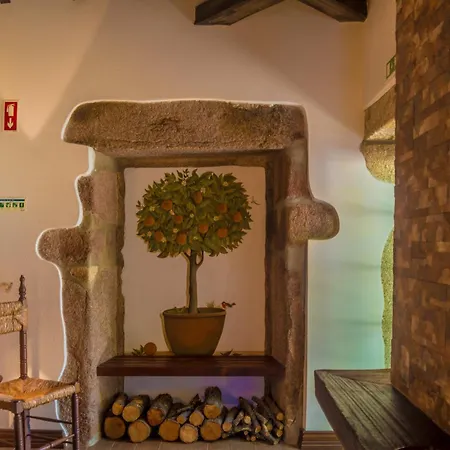 Casa Naves De Sto Antonio * Alcafozes