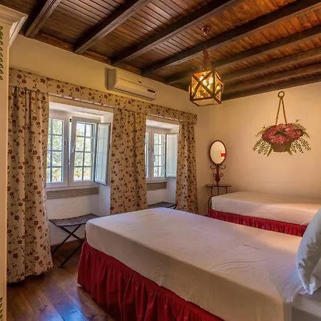 Casa Naves De Sto Antonio Hotel *