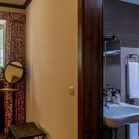 Hotel Casa Naves De Sto Antonio *