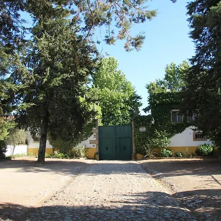 Отель Casa Naves De Sto Antonio Alcafozes