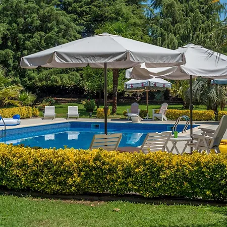 Casa Naves De Sto Antonio * Alcafozes