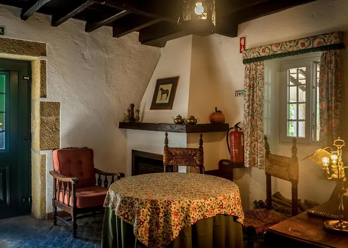 Casa Naves De Sto António *