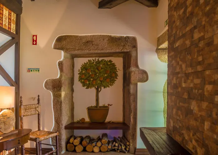 Casa Naves De Sto António * Alcafozes