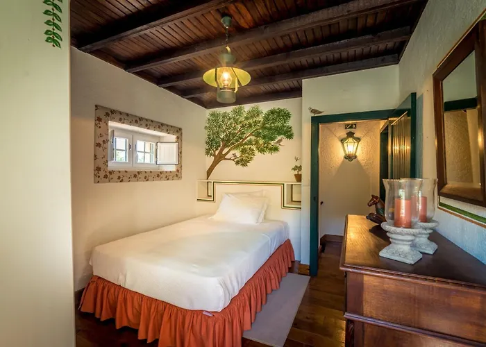 Casa Naves De Sto António Hotel