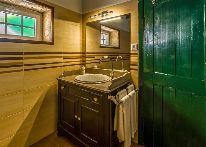 Casa Naves De Sto António