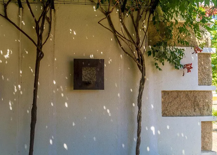 Casa Naves De Sto António Hotel *