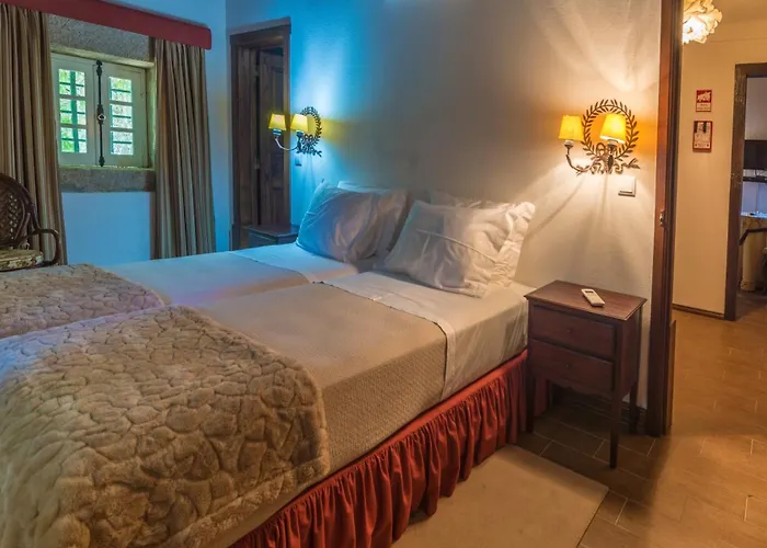 Casa Naves De Sto António Hotel