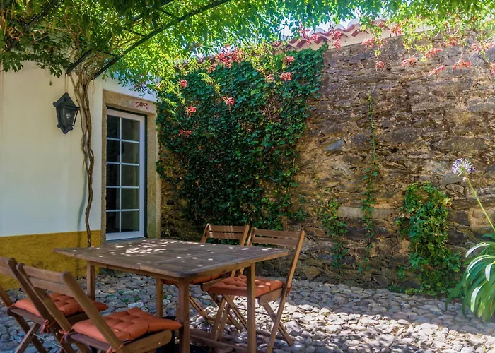 Hotel Casa Naves De Sto António