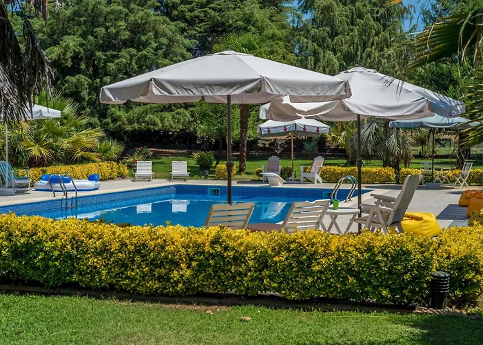 Casa Naves De Sto António * Alcafozes