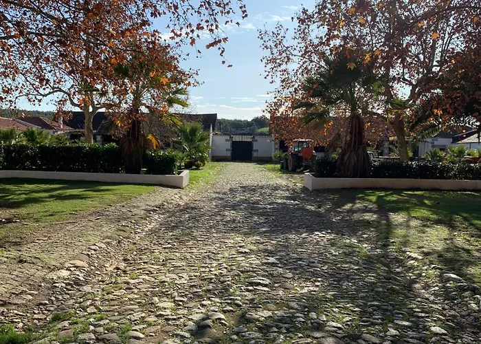 Casa Naves De Sto António *