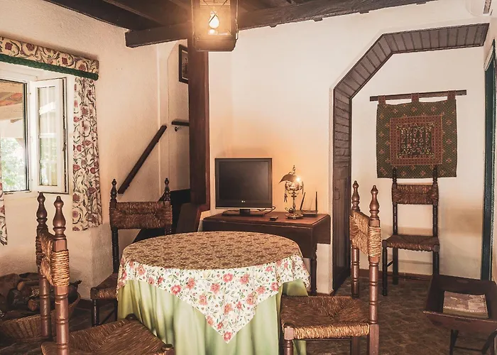 Casa Naves De Sto Antonio Отель Alcafozes
